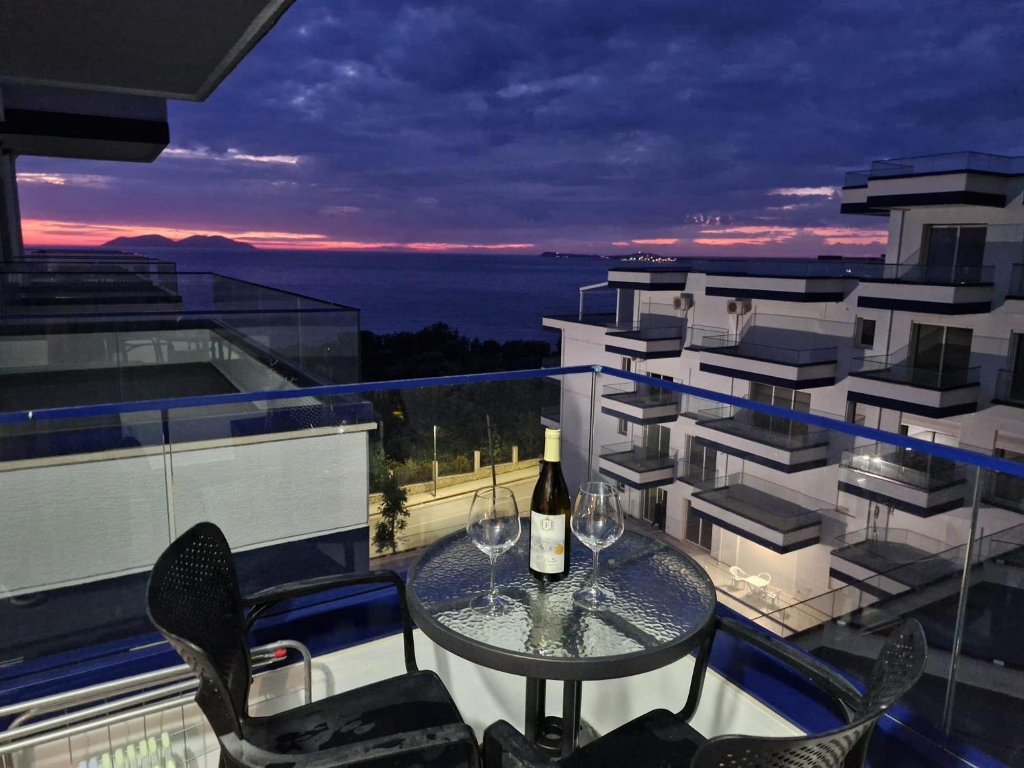 Apartamento Sunset Vista Retreat Vlorë Exterior foto
